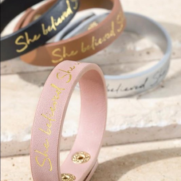 She believed She could Leather Cuff Bracelet - Picture 4 of 12